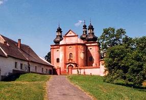 Farní a poutní kostel Narození P. Marie u Strašína ( Pfarr- und Wallfahrtskirche Maria Geburt bei Strašín)
