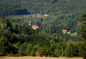 Pohled na �dol� pod Ostr�m / Blick �ber das Tal unter dem Berg Ostr�m / View of the valley beneath Ostr� mountain