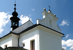 Kulturní památka Kostel Svaté rodiny a sv. Jana Nepomuckého v Horní Vltavici