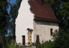 Hbitovn kaple sv. Anny u kostela sv. Mikule