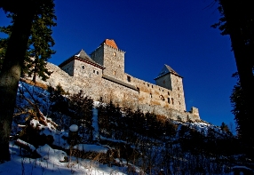 Kaperk Castle