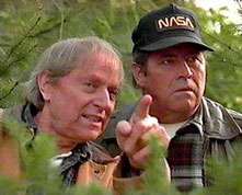 Sta ptel - majitel baru Holling a bval kosmonaut Maurice.