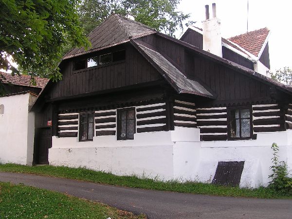 Lidov� architektura