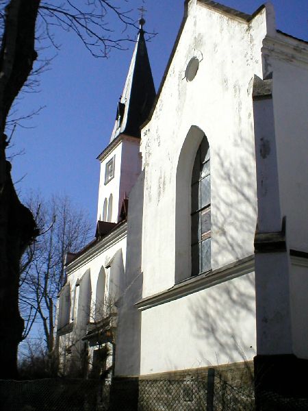 Kostel sv. Mikul�e ve Vacov�